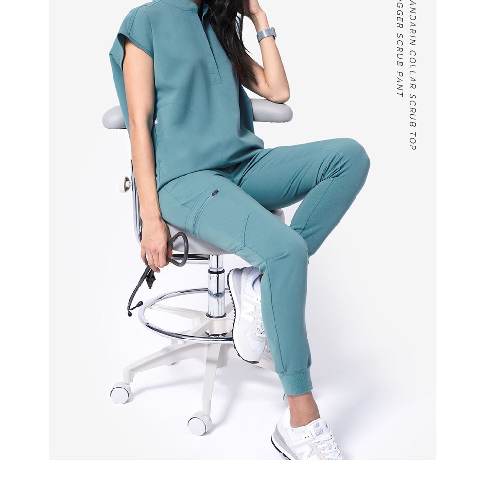 ISO: Zamora/yolas in. XS PETITES